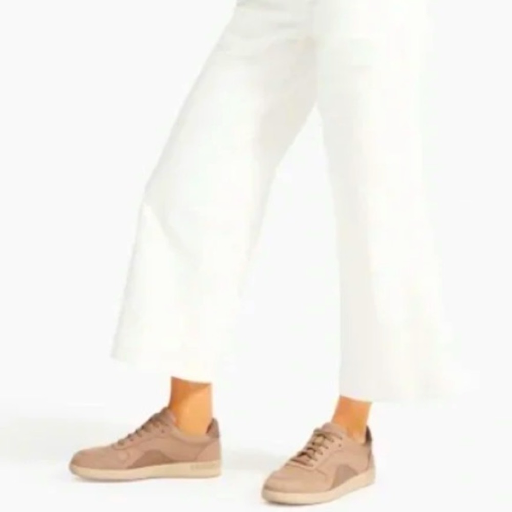 EVERLANE almost newLEATHER TREAD COURT SNEAKER IN BLUSH COLOR SIZE 8!